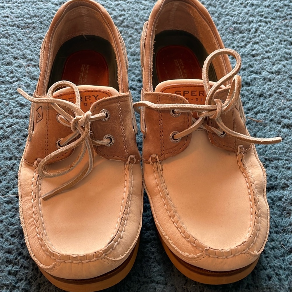 Sperry Top-Sider shoes, size 9.5 mens. EUC
